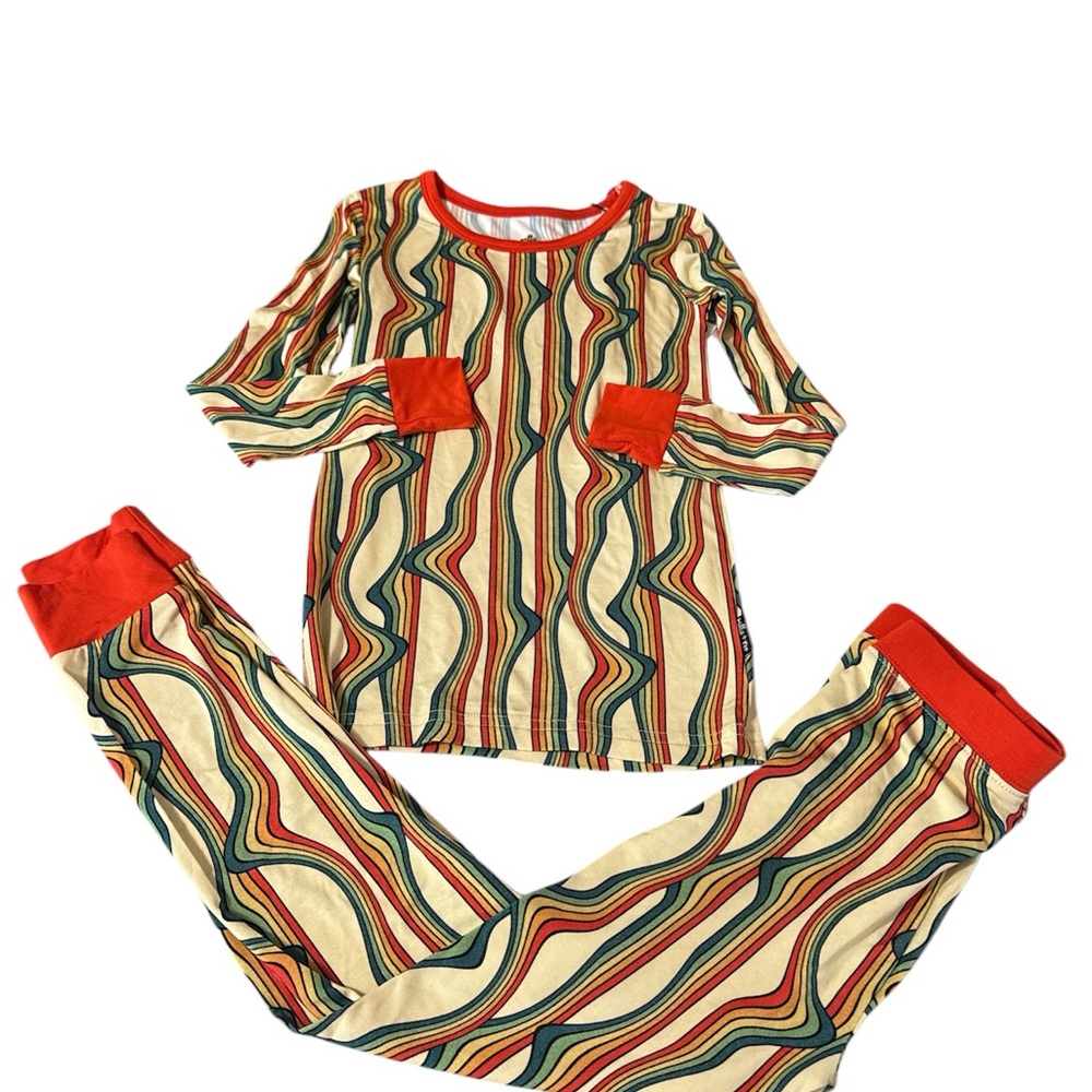 Millie + Roo long sleeve bamboo pajama set,‎ size 5/6